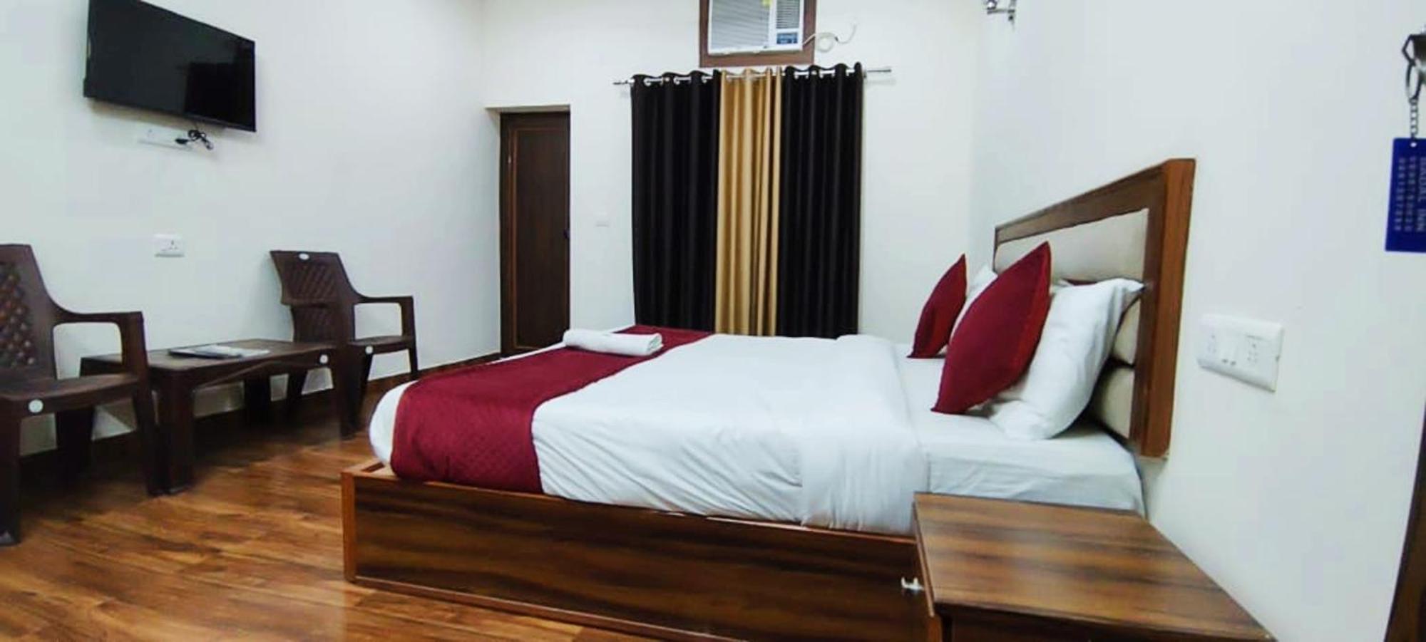 Luxury Rooms In Safdarjung Enclave Near Aiims & Safdarjung Hospital New Delhi Exteriör bild