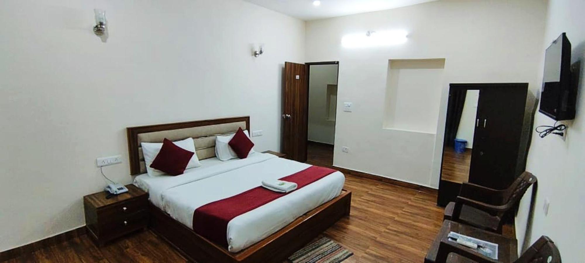 Luxury Rooms In Safdarjung Enclave Near Aiims & Safdarjung Hospital New Delhi Exteriör bild
