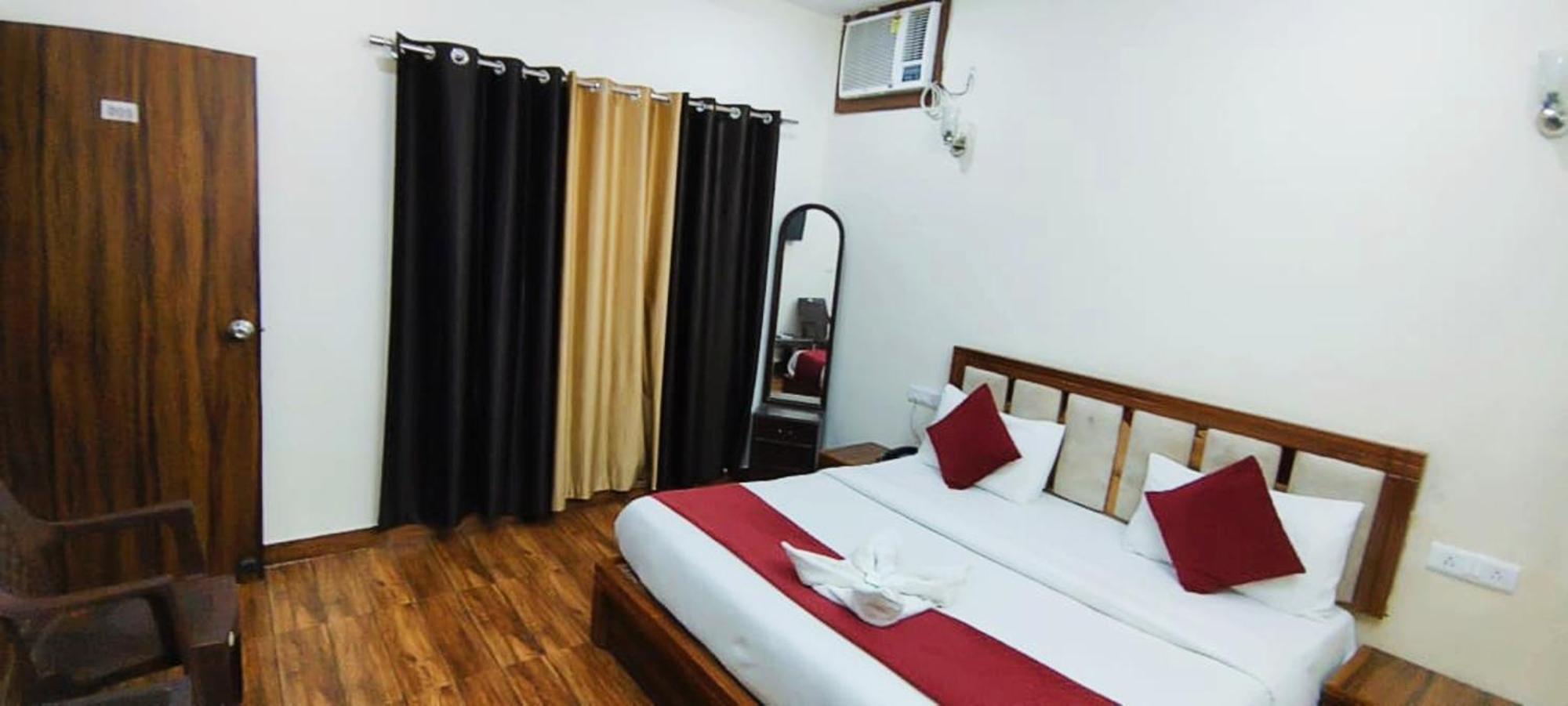 Luxury Rooms In Safdarjung Enclave Near Aiims & Safdarjung Hospital New Delhi Exteriör bild